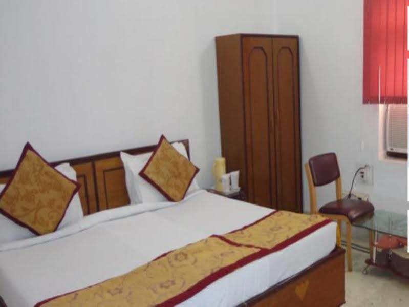 Hotel Tokyo Vihar Bodh Gaya Exteriör bild