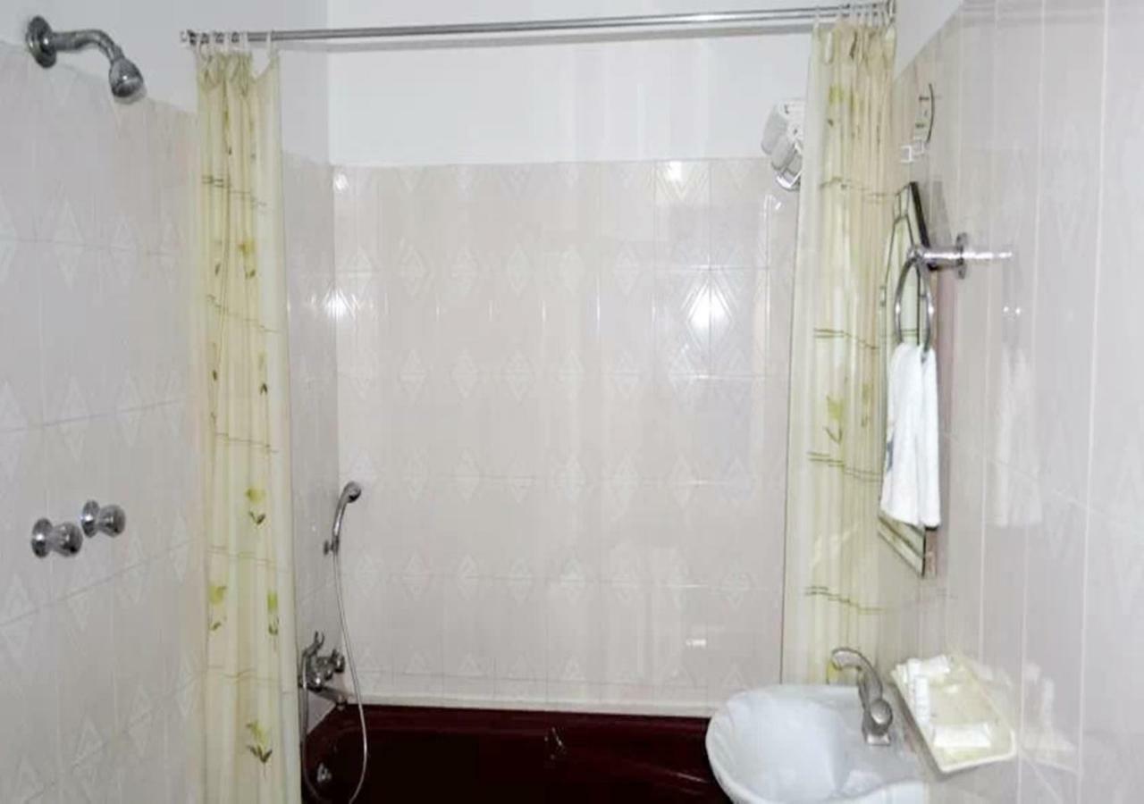 Hotel Tokyo Vihar Bodh Gaya Exteriör bild