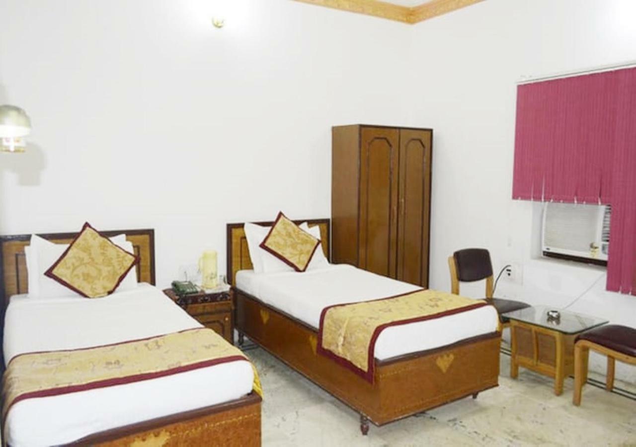 Hotel Tokyo Vihar Bodh Gaya Exteriör bild